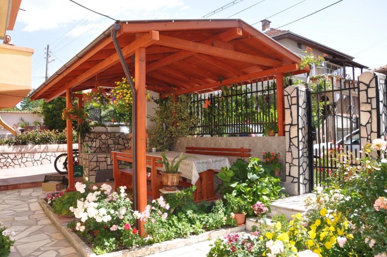 Family Hotel Dalia Velingrado Exterior foto