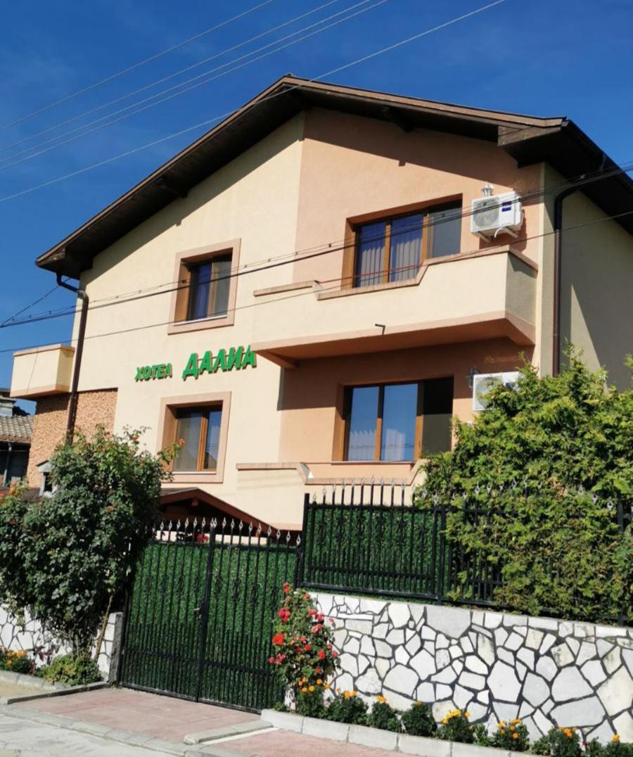 Family Hotel Dalia Velingrado Exterior foto