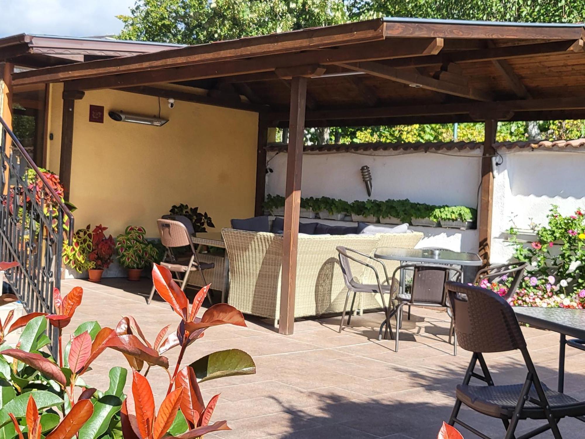 Family Hotel Dalia Velingrado Exterior foto