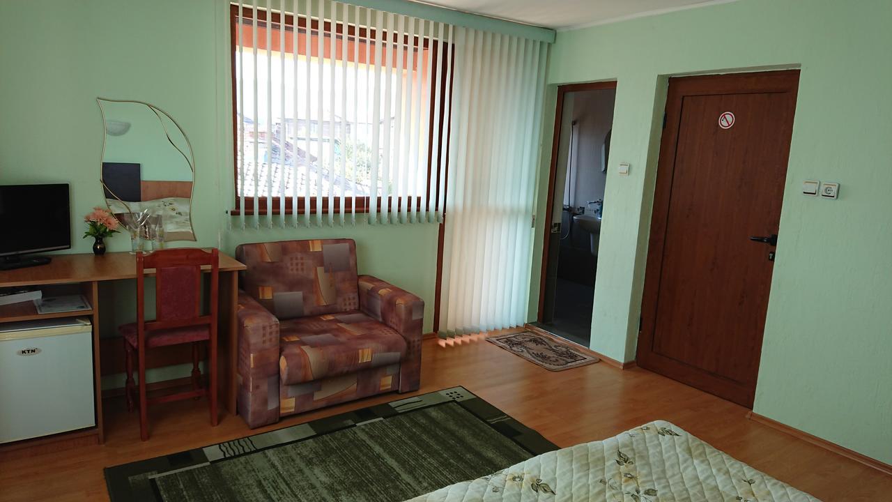 Family Hotel Dalia Velingrado Exterior foto